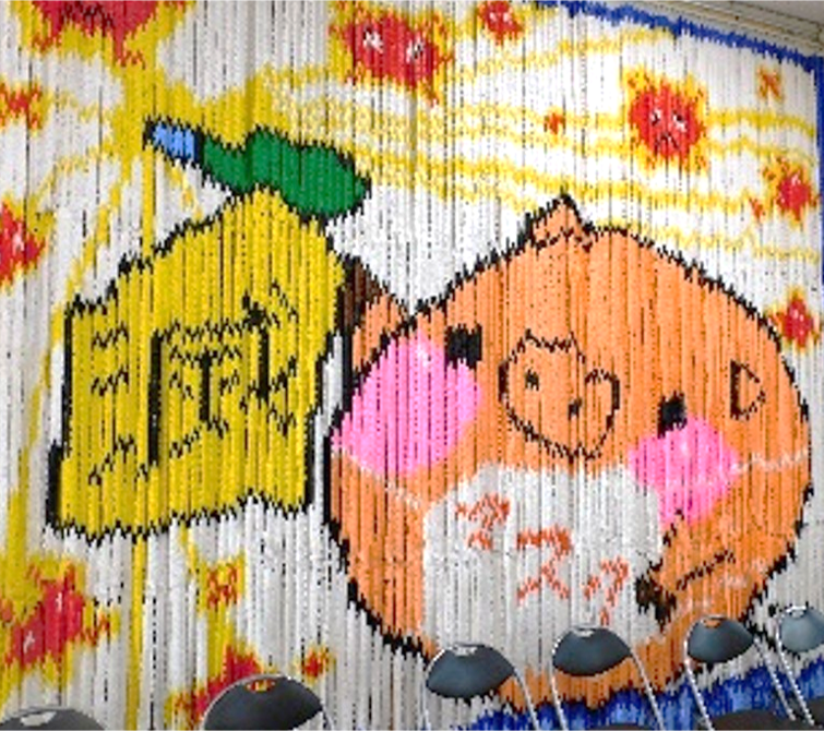 コロナ禍に作成した折鶴アート