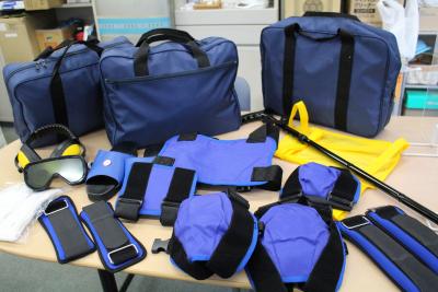 株式会社ボルテックス様・株式会社群馬銀行様　高齢者疑似体験セット3組