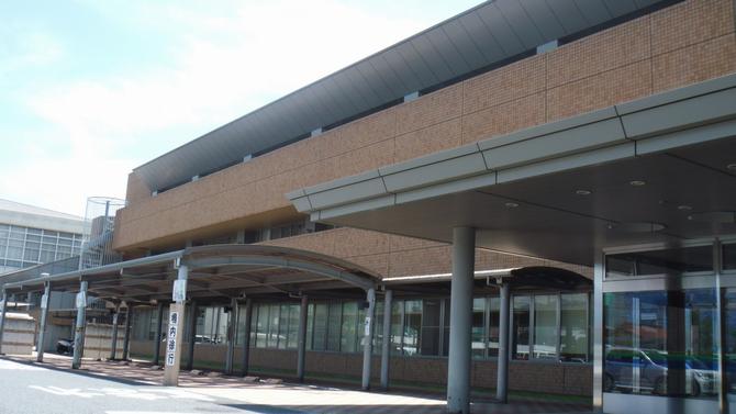 総合福祉会館の外観